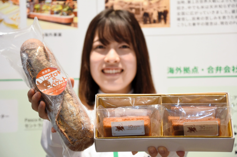 コオロギパン　敷島製パン